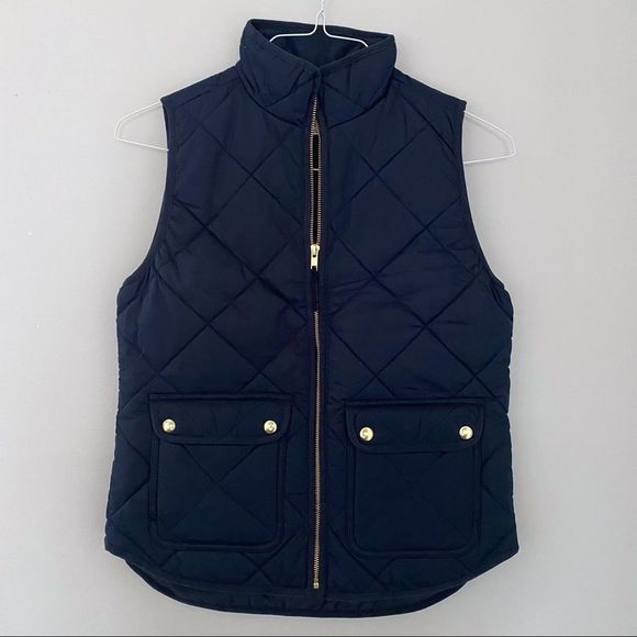 NWT J. Crew Factory Puffer vest with snap pockets - Picture 4 of 7